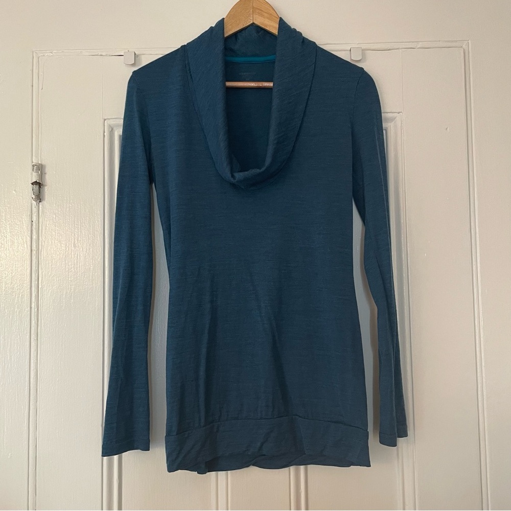Icebreaker 100% merino cowl neck🪐equinox